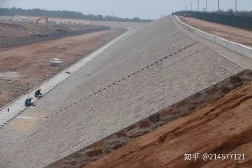 土石方工程 從基礎(chǔ)概念到關(guān)鍵安全要點(diǎn)